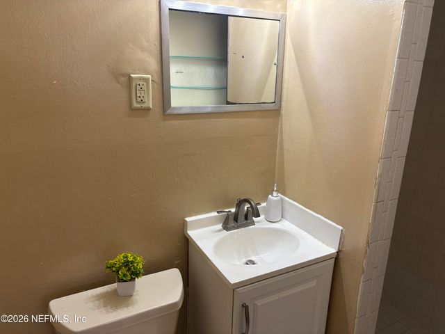 1644 LESSARD Circle, Jacksonville, FL 32208
