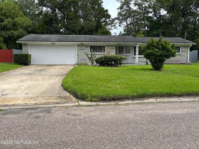 1644 LESSARD Circle, Jacksonville, FL 32208