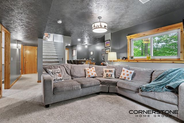 940 S Front Street, Belding, MI 48809