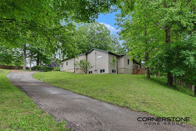 940 S Front Street, Belding, MI 48809