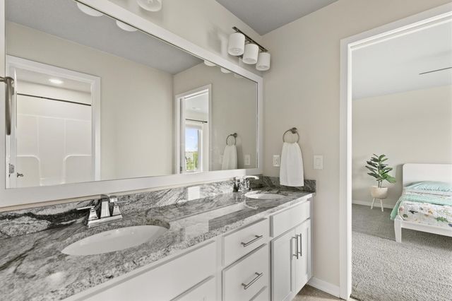 210 Dunham Drive, Waukee, IA 50263