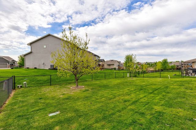 210 Dunham Drive, Waukee, IA 50263