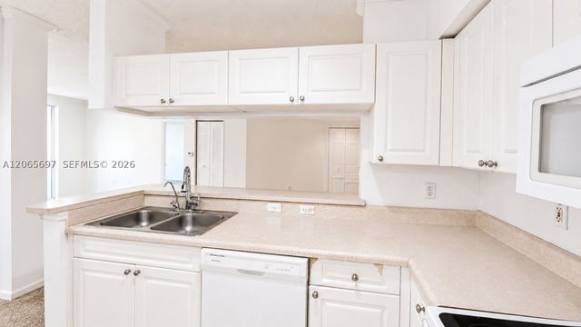 17150 N Bay Rd 2602, Sunny Isles Beach, FL 33160
