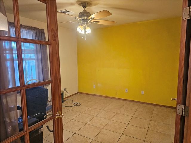 672 Lilac Lane, Bullhead City, AZ 86442