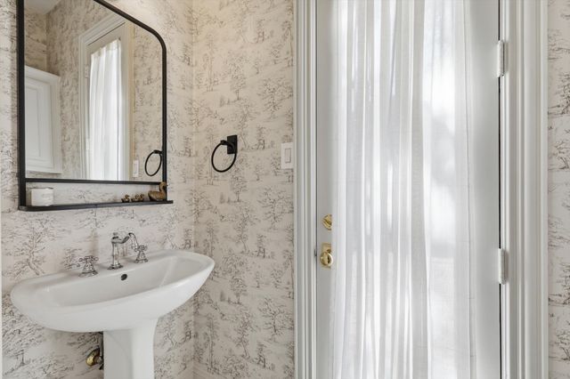 827 Cambridge Manor Lane, Coppell, TX 75019