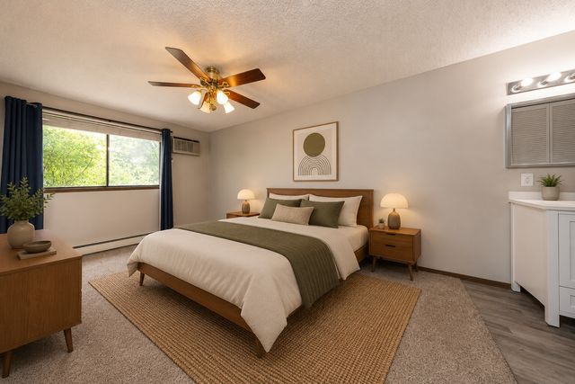 3917 Heritage Hills Drive 102, Bloomington, MN 55437