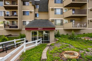 3917 Heritage Hills Drive 102, Bloomington, MN 55437
