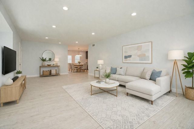 12633 Memorial Drive 174, Houston, TX 77024