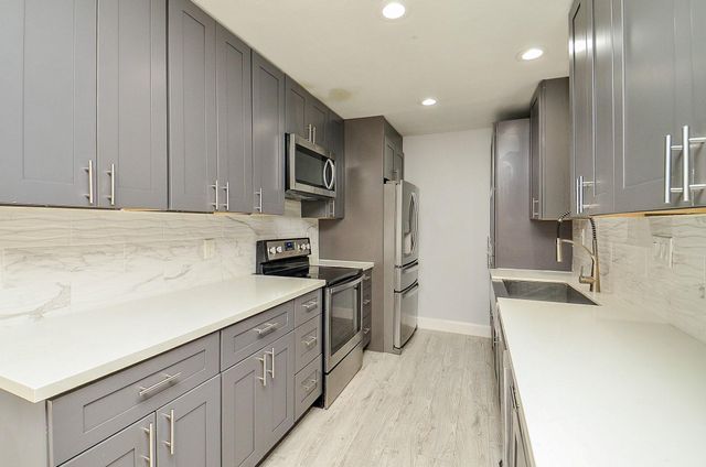 12633 Memorial Drive 174, Houston, TX 77024