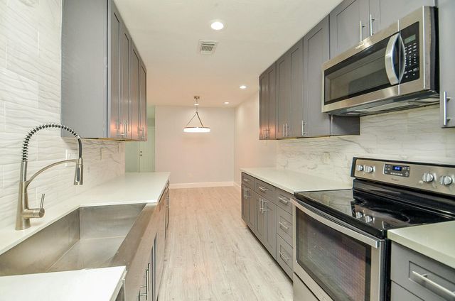 12633 Memorial Drive 174, Houston, TX 77024