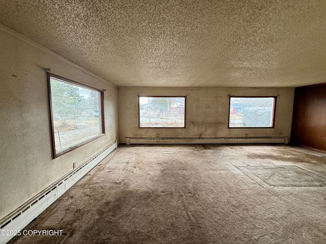 615 Delaware Place, Anchorage, AK 99504