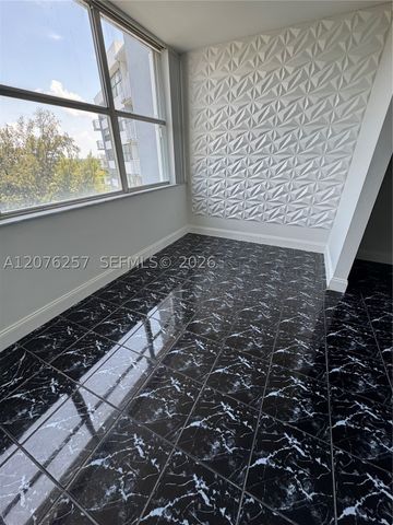 1300 NE Miami Gardens Dr 803E, Miami, FL 33179