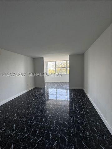 1300 NE Miami Gardens Dr 803E, Miami, FL 33179