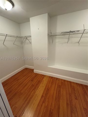 1300 NE Miami Gardens Dr 803E, Miami, FL 33179