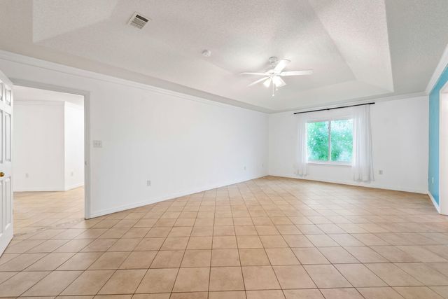 9720 Parker Lake Circle, Navarre, FL 32566