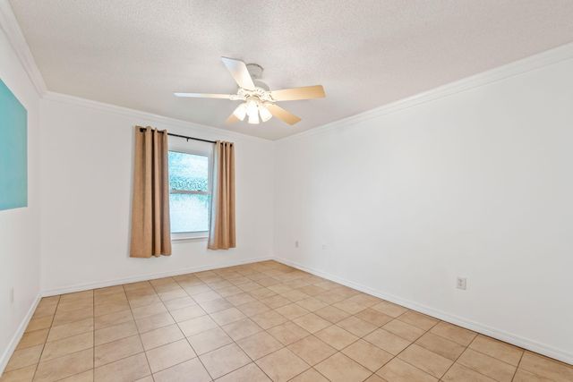 9720 Parker Lake Circle, Navarre, FL 32566
