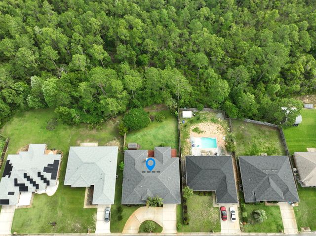 9720 Parker Lake Circle, Navarre, FL 32566