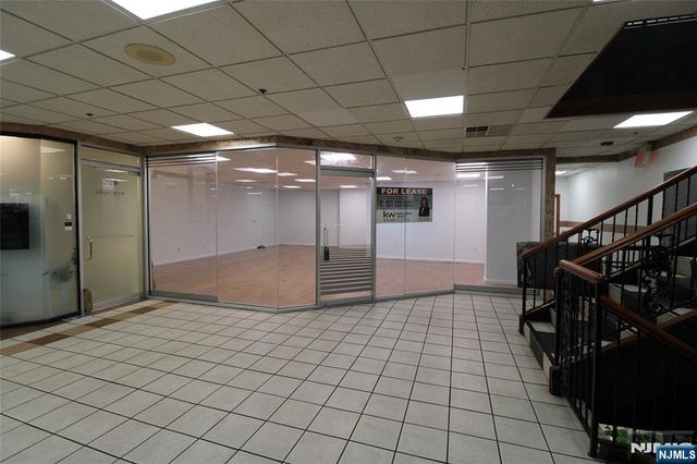 225 Broad Avenue 210, Palisades Park, NJ 07650