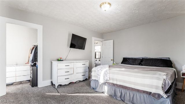 405 Foster Avenue, Cambridge, OH 43725