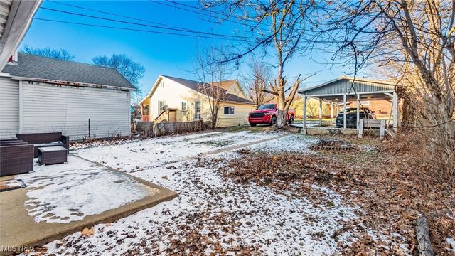 405 Foster Avenue, Cambridge, OH 43725