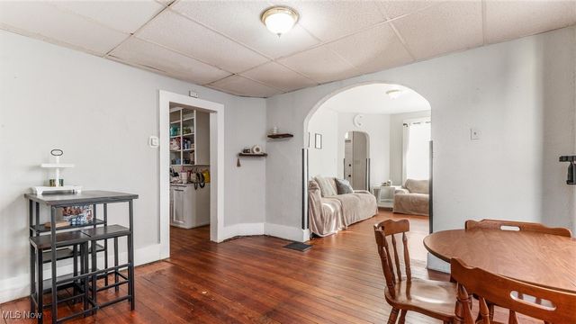 405 Foster Avenue, Cambridge, OH 43725