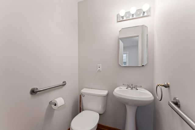 4832 Maryland Avenue N, Crystal, MN 55428