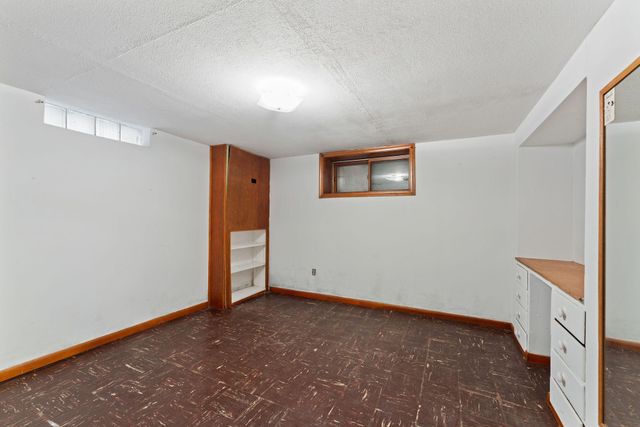 4832 Maryland Avenue N, Crystal, MN 55428