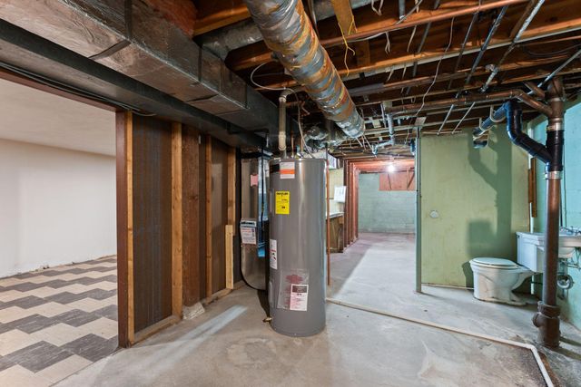 4832 Maryland Avenue N, Crystal, MN 55428