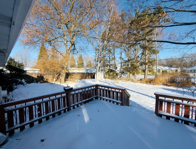 4832 Maryland Avenue N, Crystal, MN 55428