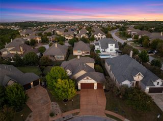 103 Edinburgh Isle CT, Lakeway, TX 78738