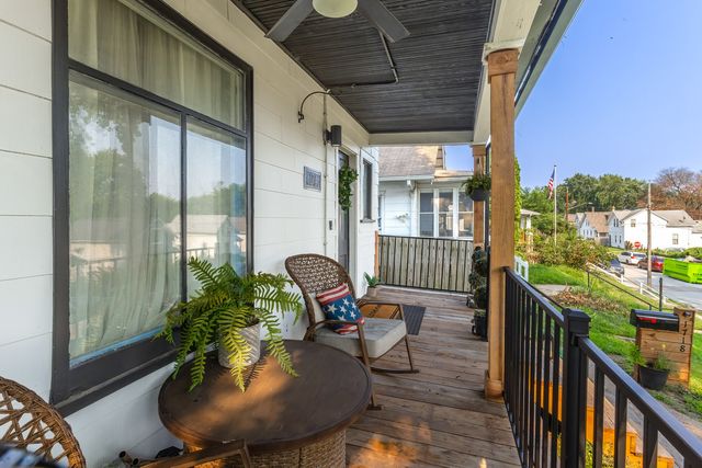 1718 W 9th Street, Davenport, IA 52804