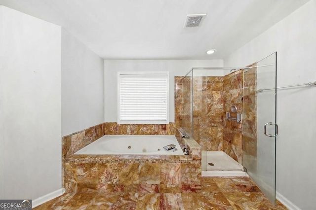 795 Miller Run, Atlanta, GA 30349