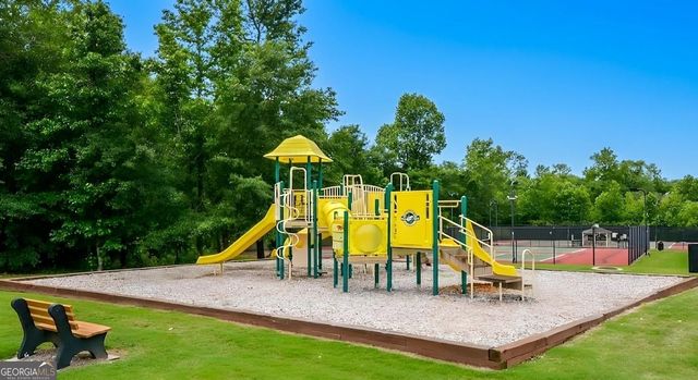795 Miller Run, Atlanta, GA 30349