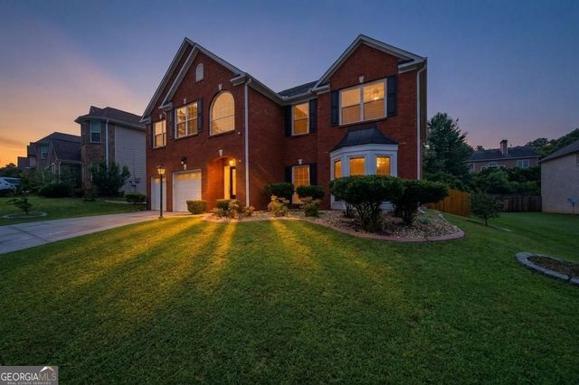 795 Miller Run, Atlanta, GA 30349