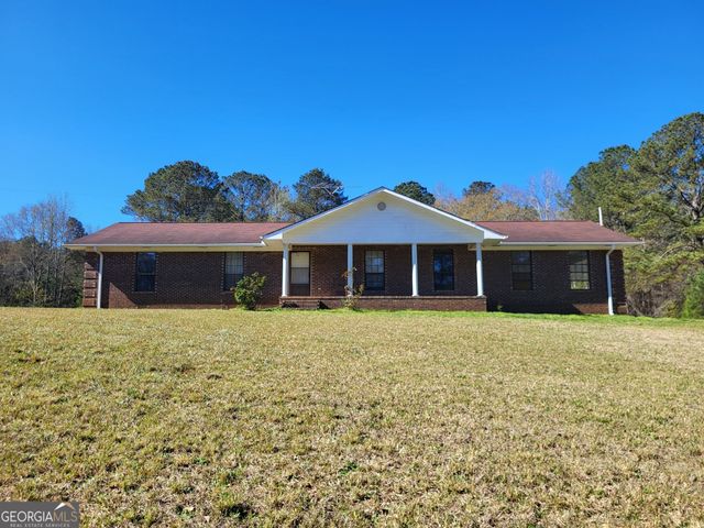 8321 County Rd 289, Lanett, AL 36863
