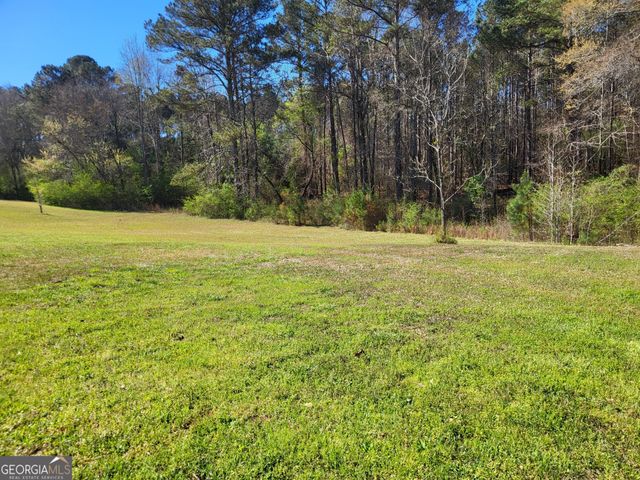 8321 County Rd 289, Lanett, AL 36863