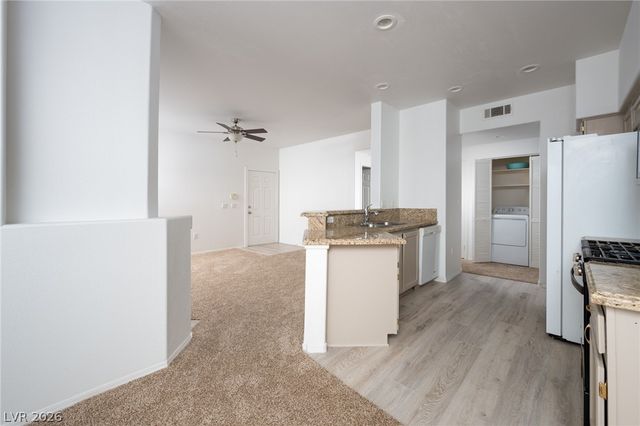 8501 West University Avenue 2081, Las Vegas, NV 89147