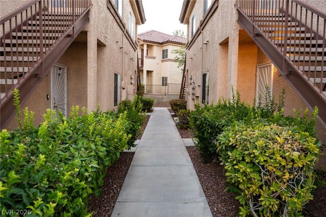 8501 West University Avenue 2081, Las Vegas, NV 89147