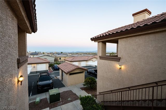 8501 West University Avenue 2081, Las Vegas, NV 89147