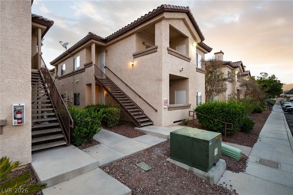 8501 West University Avenue 2081, Las Vegas, NV 89147