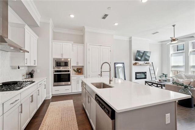 114 Batten Board Way, Woodstock, GA 30189