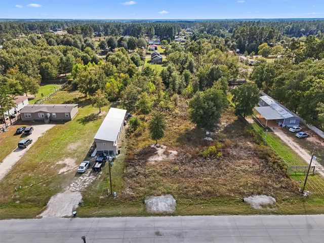 717 County Road 5015, Cleveland, TX 77327