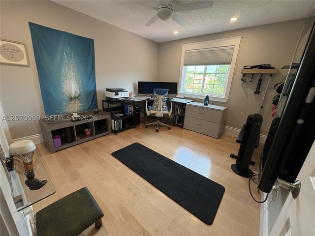 10880 SW 149th Pl, Miami, FL 33196