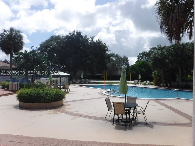 10880 SW 149th Pl, Miami, FL 33196