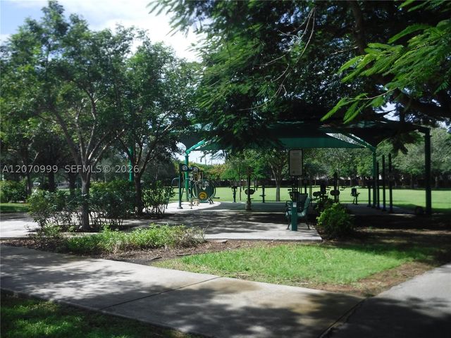 10880 SW 149th Pl, Miami, FL 33196