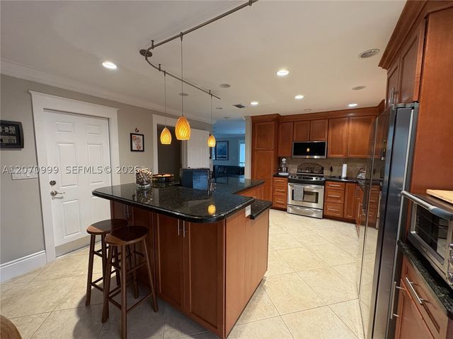 10880 SW 149th Pl, Miami, FL 33196