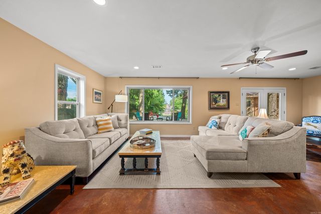 110 Spurwink Lane, Hot Springs, AR 71913