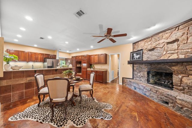 110 Spurwink Lane, Hot Springs, AR 71913