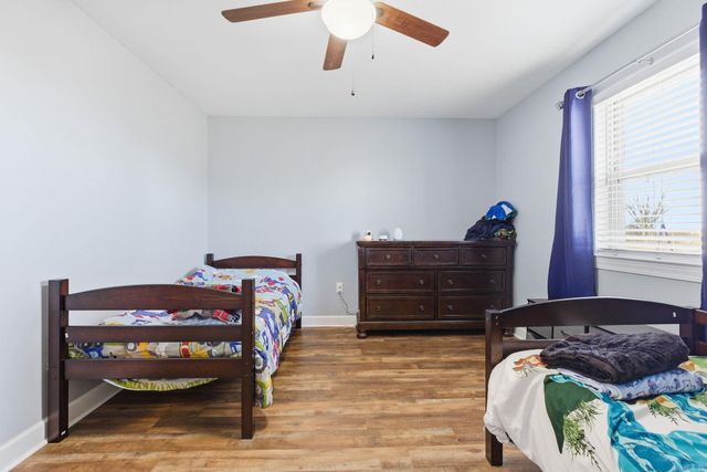 5704 Valentine Rd, North Little Rock, AR 72117