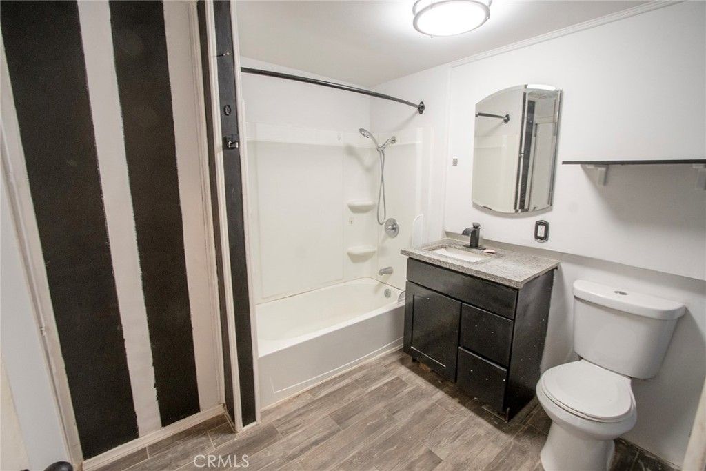 Image 10 of property listing at 5762 Ridgeview, Jurupa Valley, CA 91752